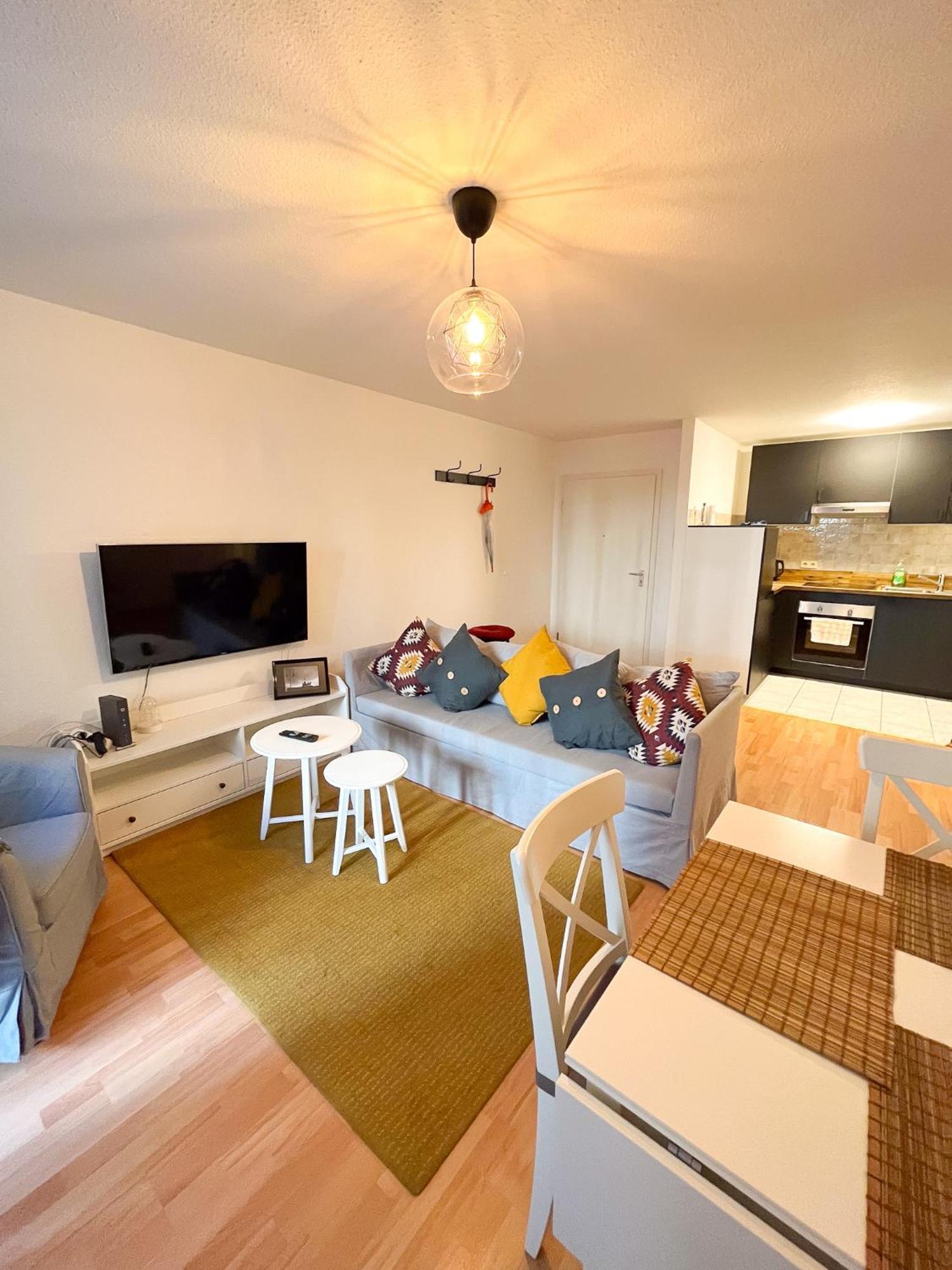 2 Zimmer City Apartment Mit Terrasse Und Tiefgaragenstellplatz In Zentrum Von לייפציג מראה חיצוני תמונה